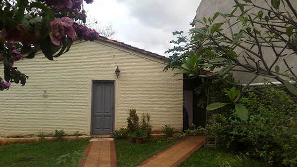 SE VENDE CASA EN B° LAS GOLONDRINAS